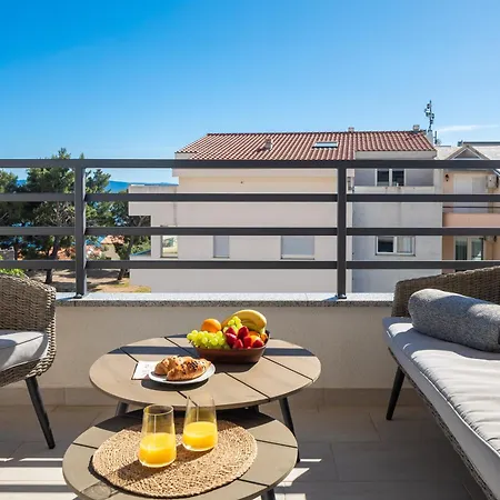 Tt With Sea View And Private Parking * Makarska